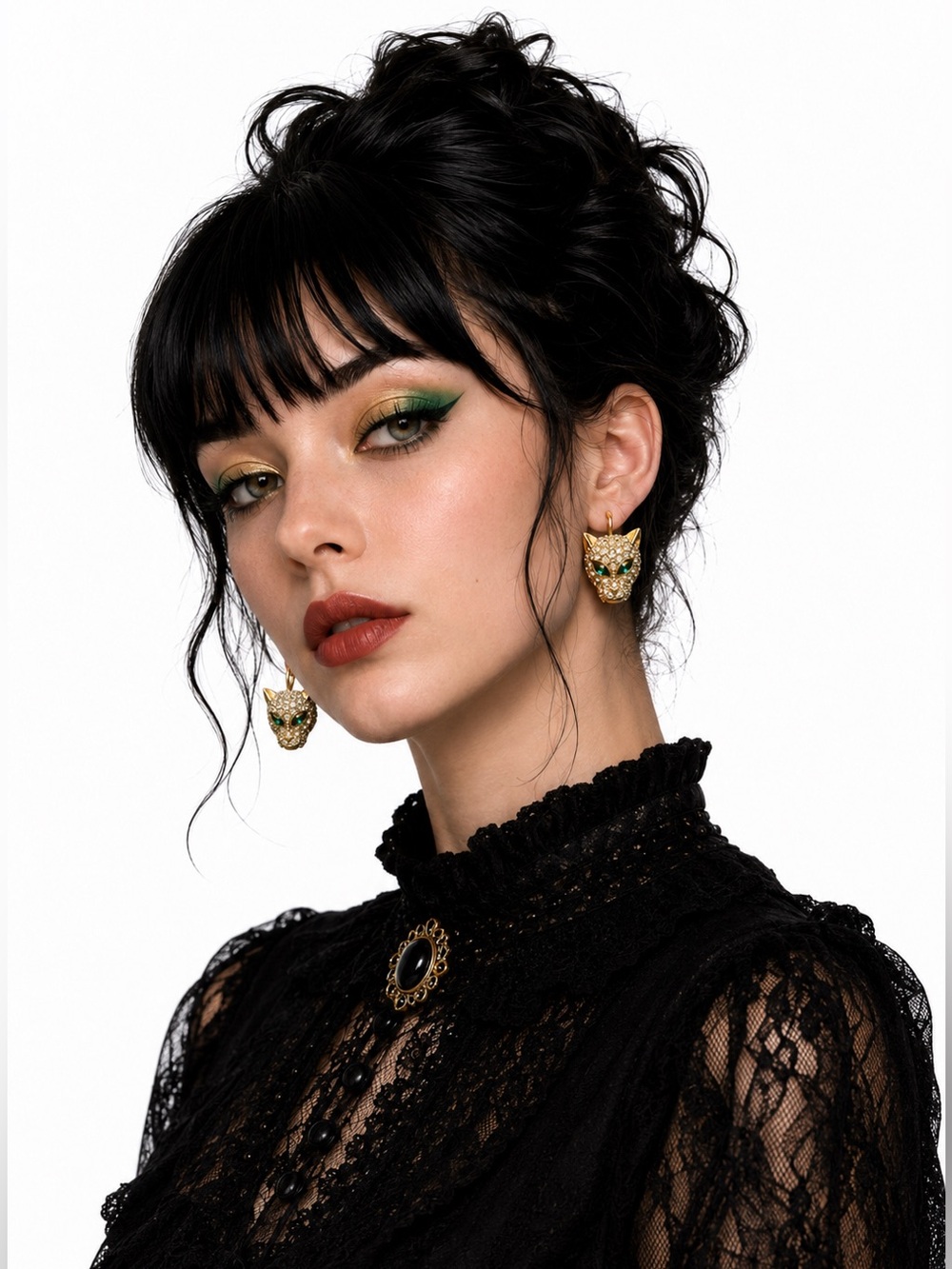 Gold Tone Jaguar Head‎ Crystal Earrings Green Rhinestone Eyes Glam Goth